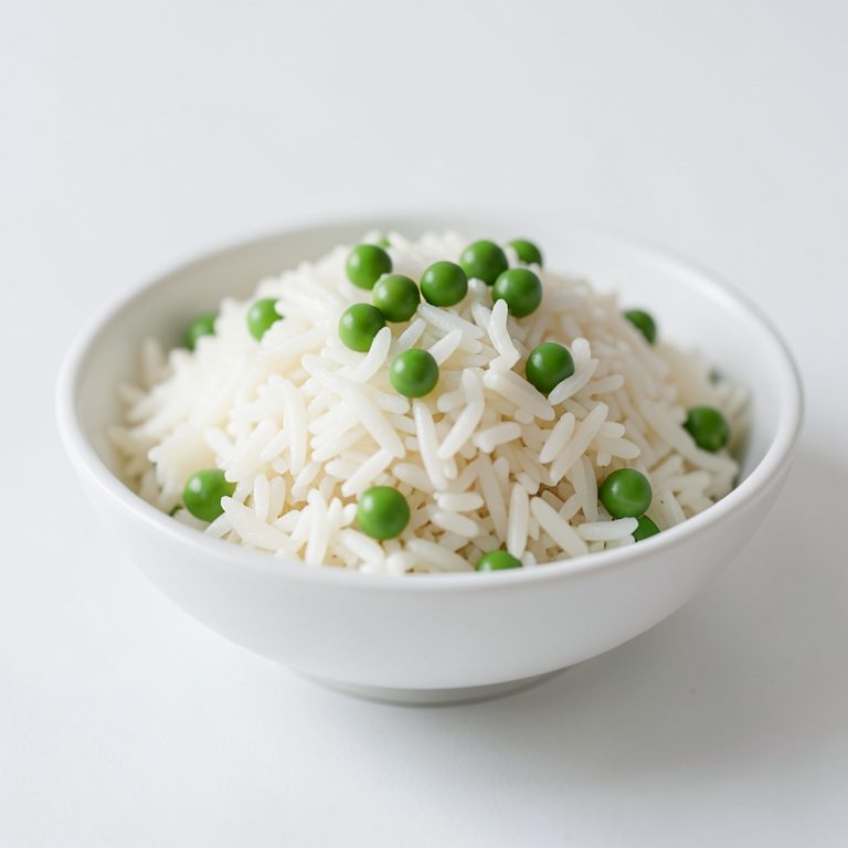 Белый рис с горошком
